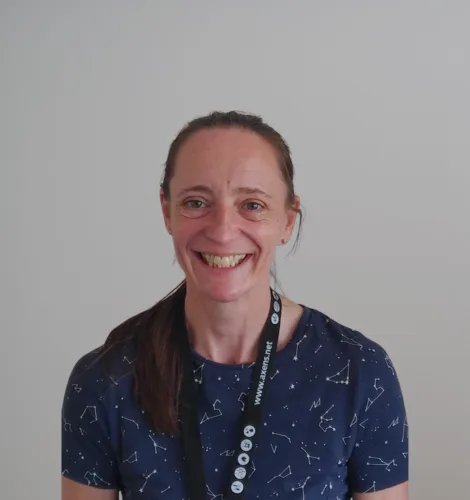 Elizabeth Lewis (Dr)